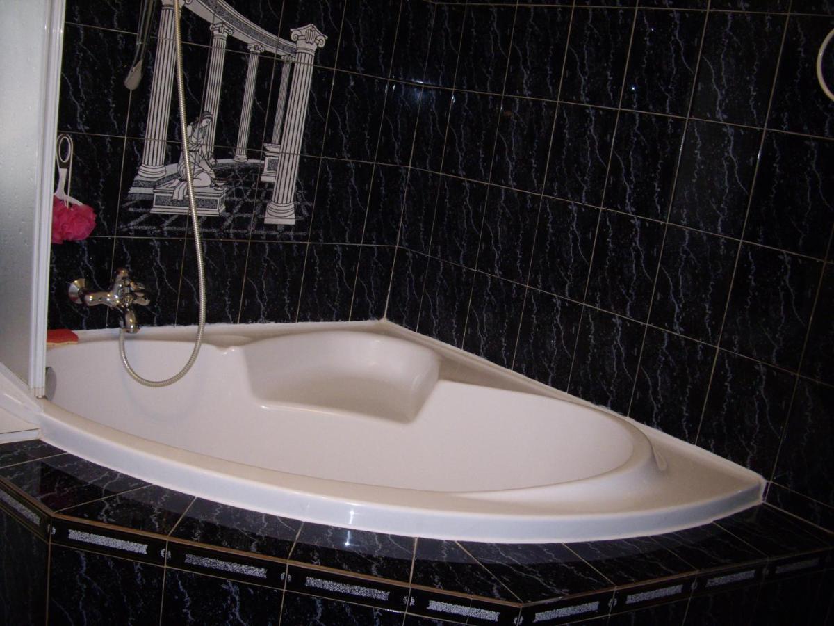 La Bastide De Mauragne - Gite Les Iris Apt Ngoại thất bức ảnh
